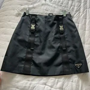 PRADA プラダ　Re Nylonギャバジンミニスカート PRADA プラダ Re Nylonギャバジンミニスカート